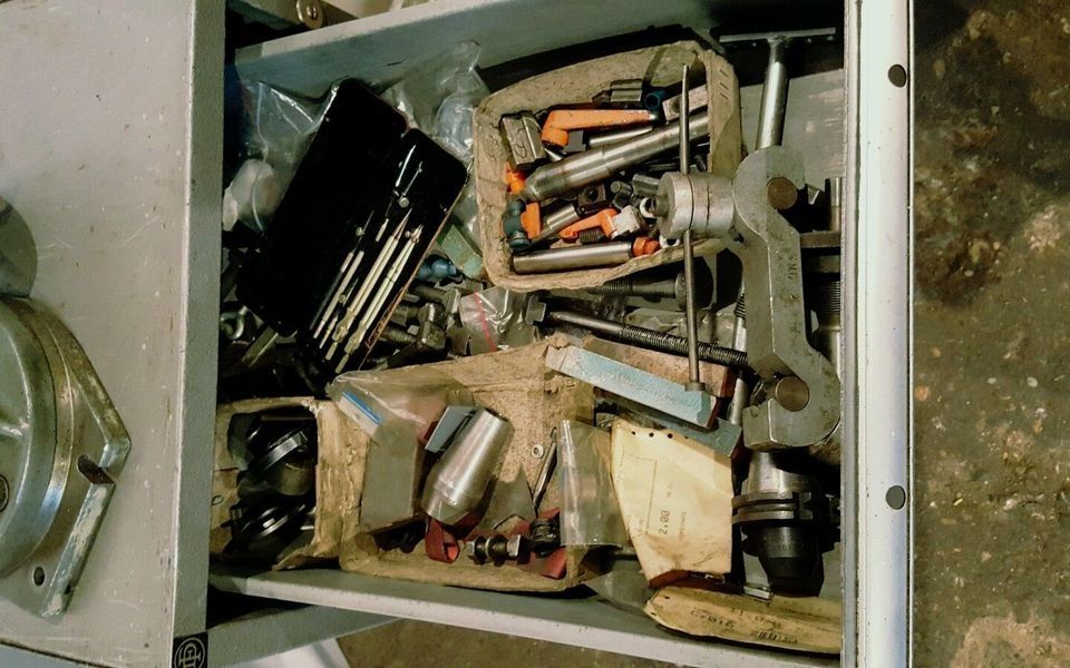 Fräsmaschine Deckel FP 1 mit Zubehör Teilapperat Universalfräsmaschine Maho