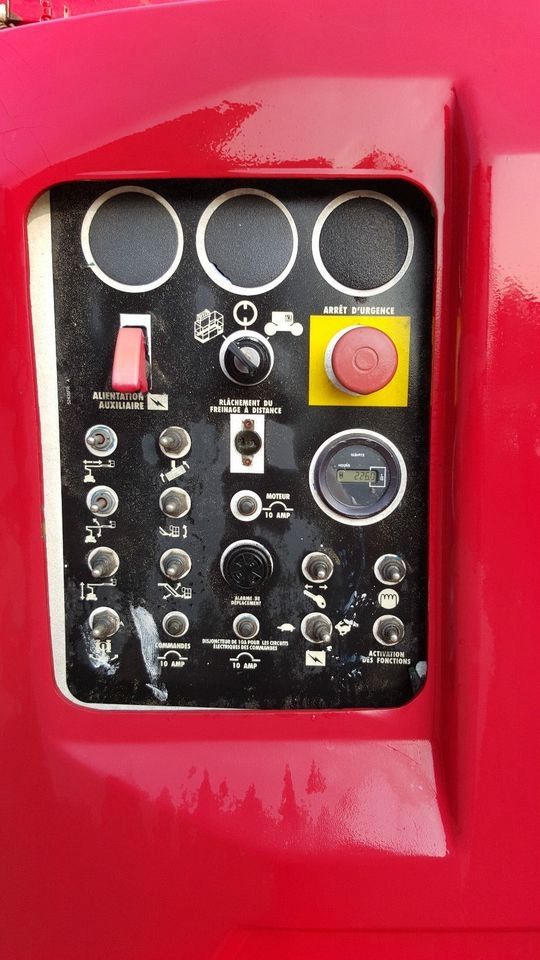 Genie Z3422 Bi-Energy Gelenkteleskoparbeitsbühne