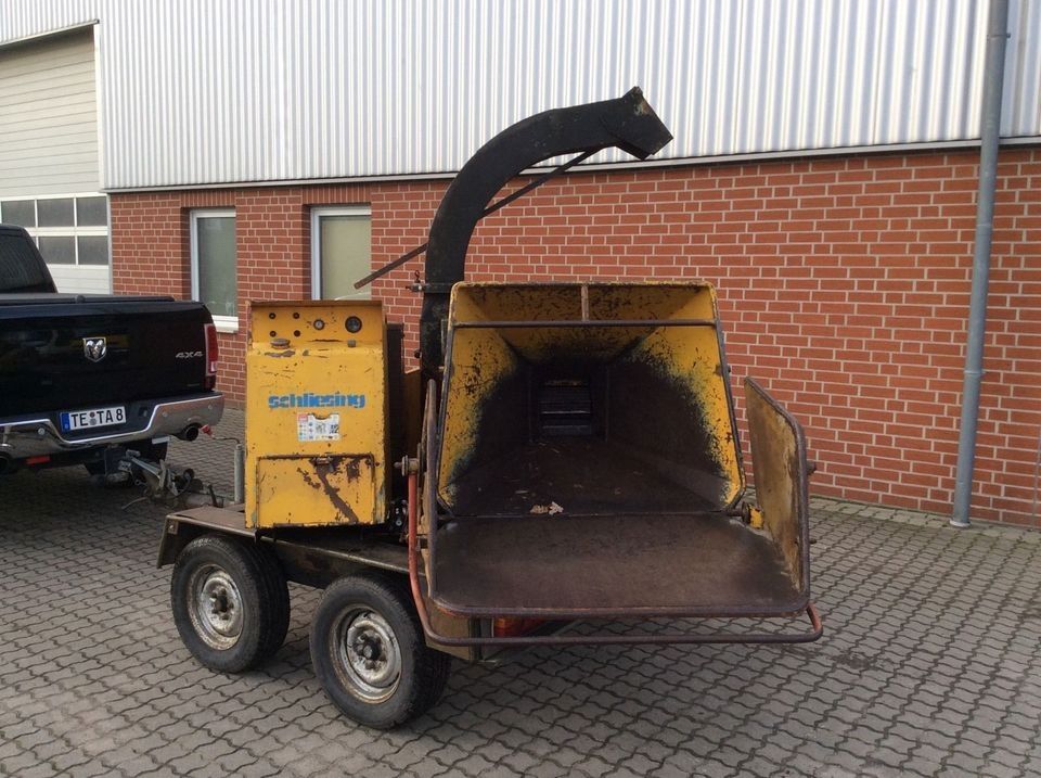 Holzhaecksler Schließung 400 M Hacker