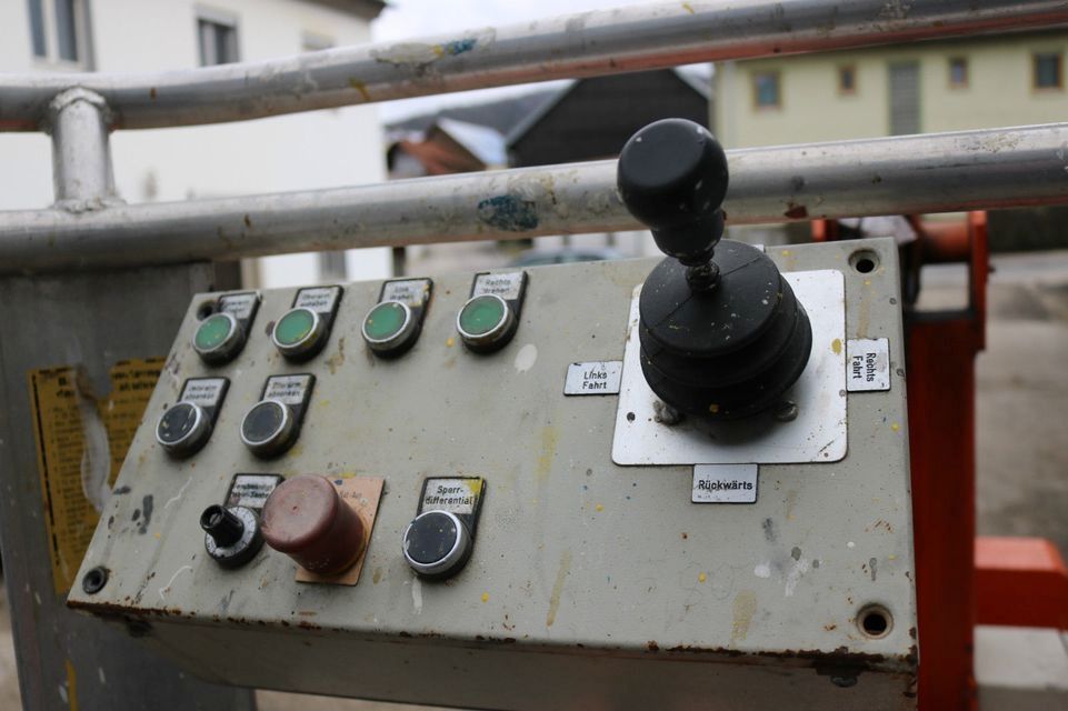 Hubsteiger Arbeitsbühne Hebebühne, Hubhöhe ca. 9m