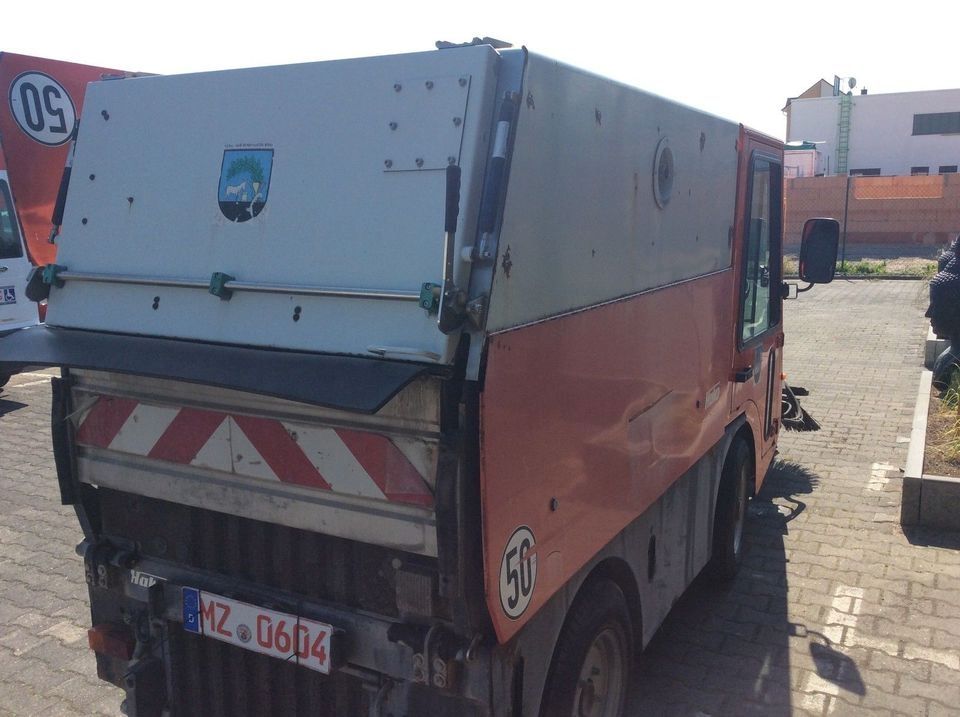 Kehrmaschine Hako Citymaster 1750