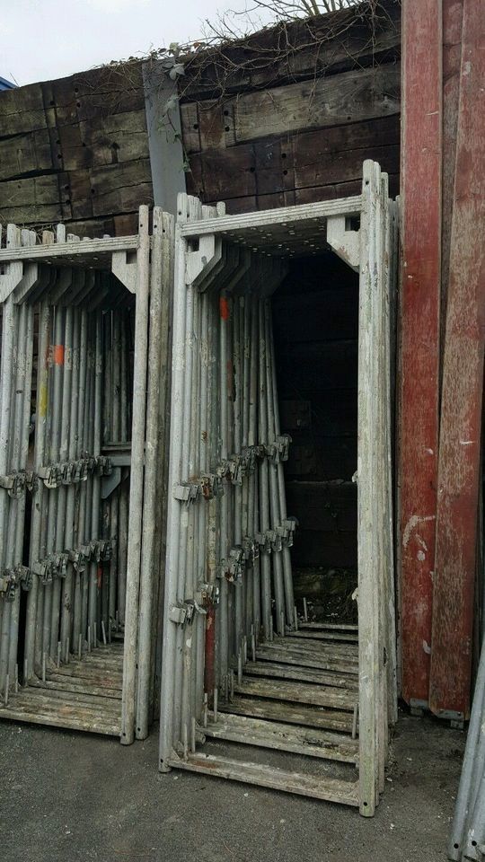 Layher Alu Gerüst ca 220 qm