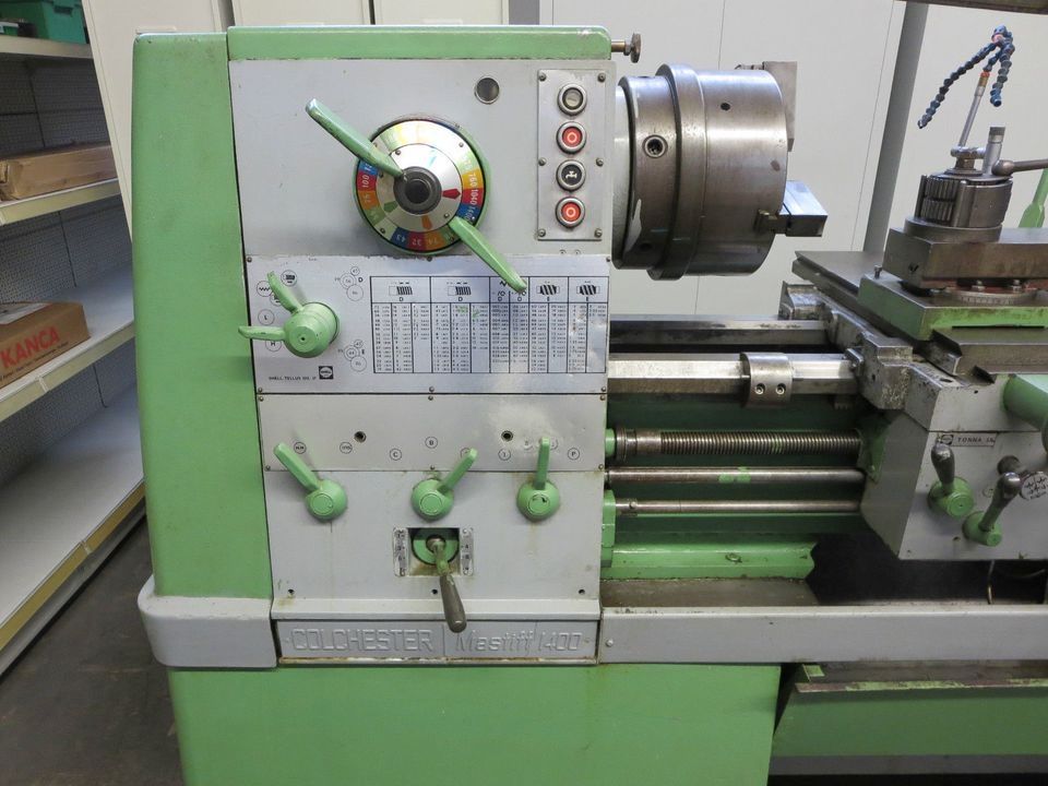 Leit. – und Zugspindel Drehmaschine Colchester Mastiff 1400 Drehbank