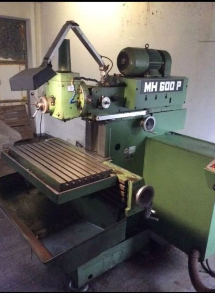 MAHO MH 600 P CNC Fräsmaschine Werkzeugfräsmaschine Bearbeitungszentrum