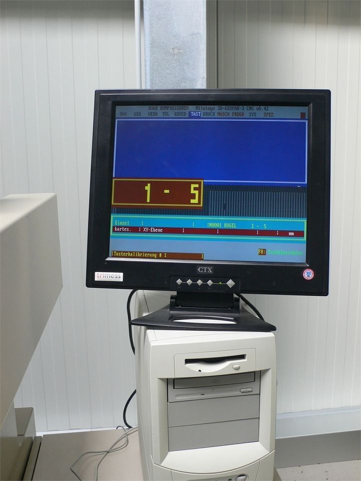 Mitutoyo CNC Messmaschine FN-604 guter Zustand voll funktinstüchtig