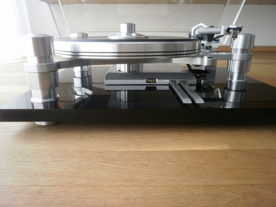 Oracle Delphi Mark V Plattenspieler mit SME 309 Tonabnehmer, high-end Produkt