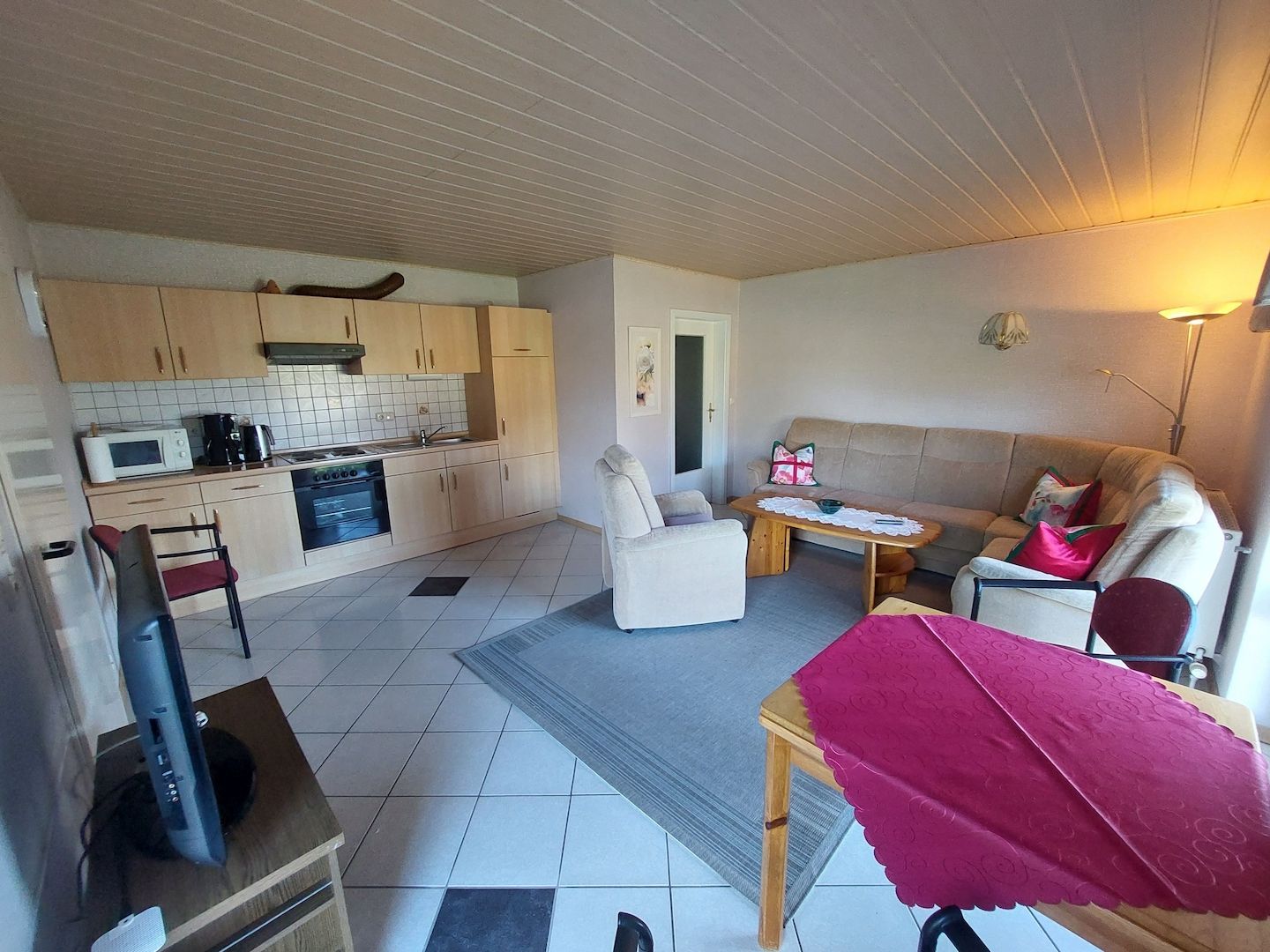 Ferienwohnung in ruhiger Lage Ferienwohnung in ruhiger Lage