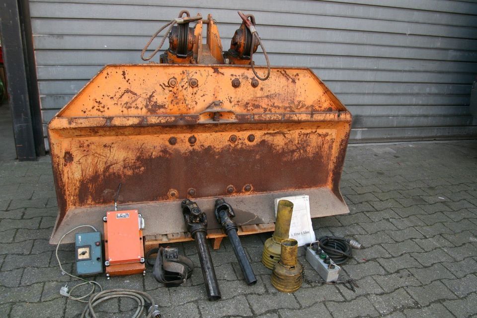 Forstseilwinde Fa.Ritter für Dreipunktanhängung Doppeltrommel Funkfernsteuerung