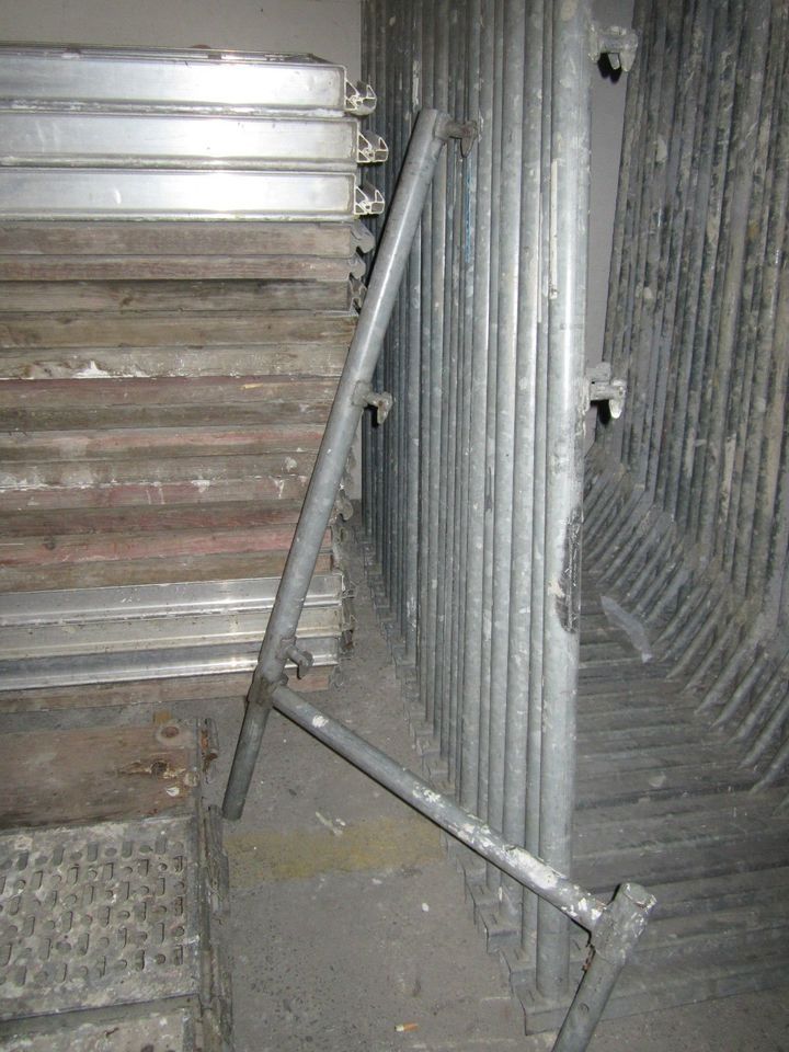 Gerüst Baugerüst Hünnebeck BOSTA 70 400m²