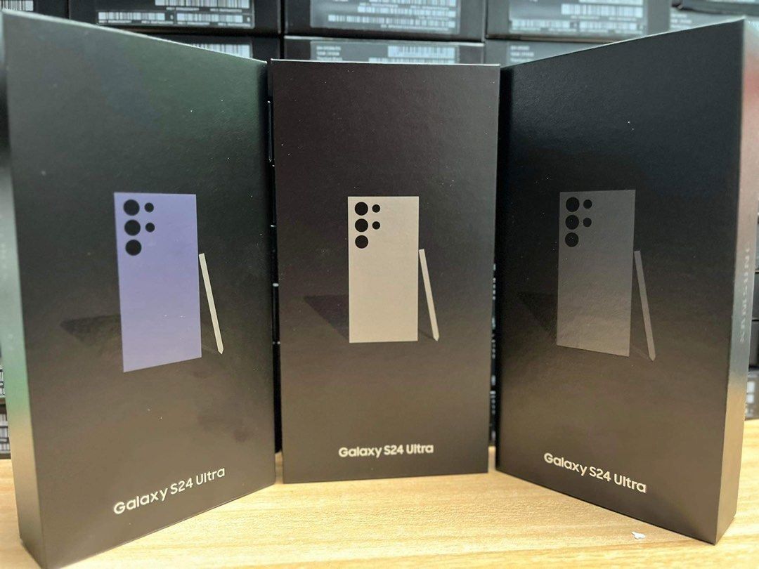 Apple iPhone 15 Pro 128GB = 700 EUR , iPhone 15 Pro Max 256GB = 800 EUR, iPhone 15 128GB = 530 EUR