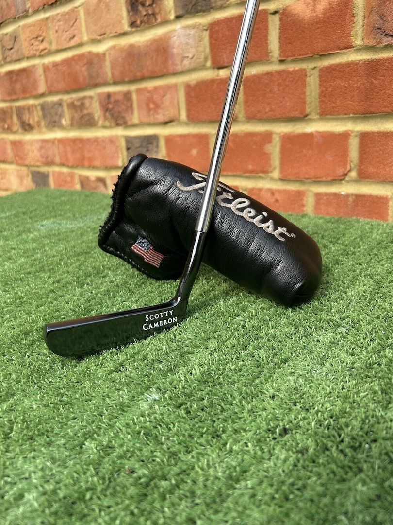 Original und bester Scotty Cameron Napa Putter mit Kopfbedeckung Tuch und Papieren