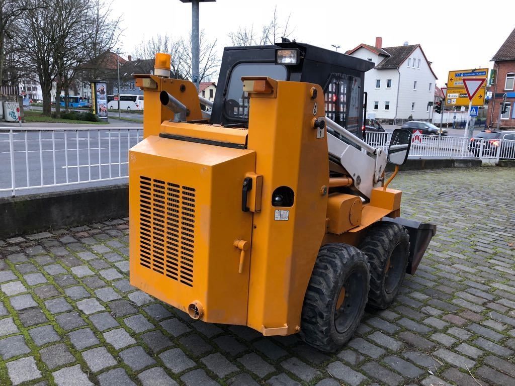 Kompaktlader & Bobcats Neumeier N30 Arbeitstunden 00599 Orginal