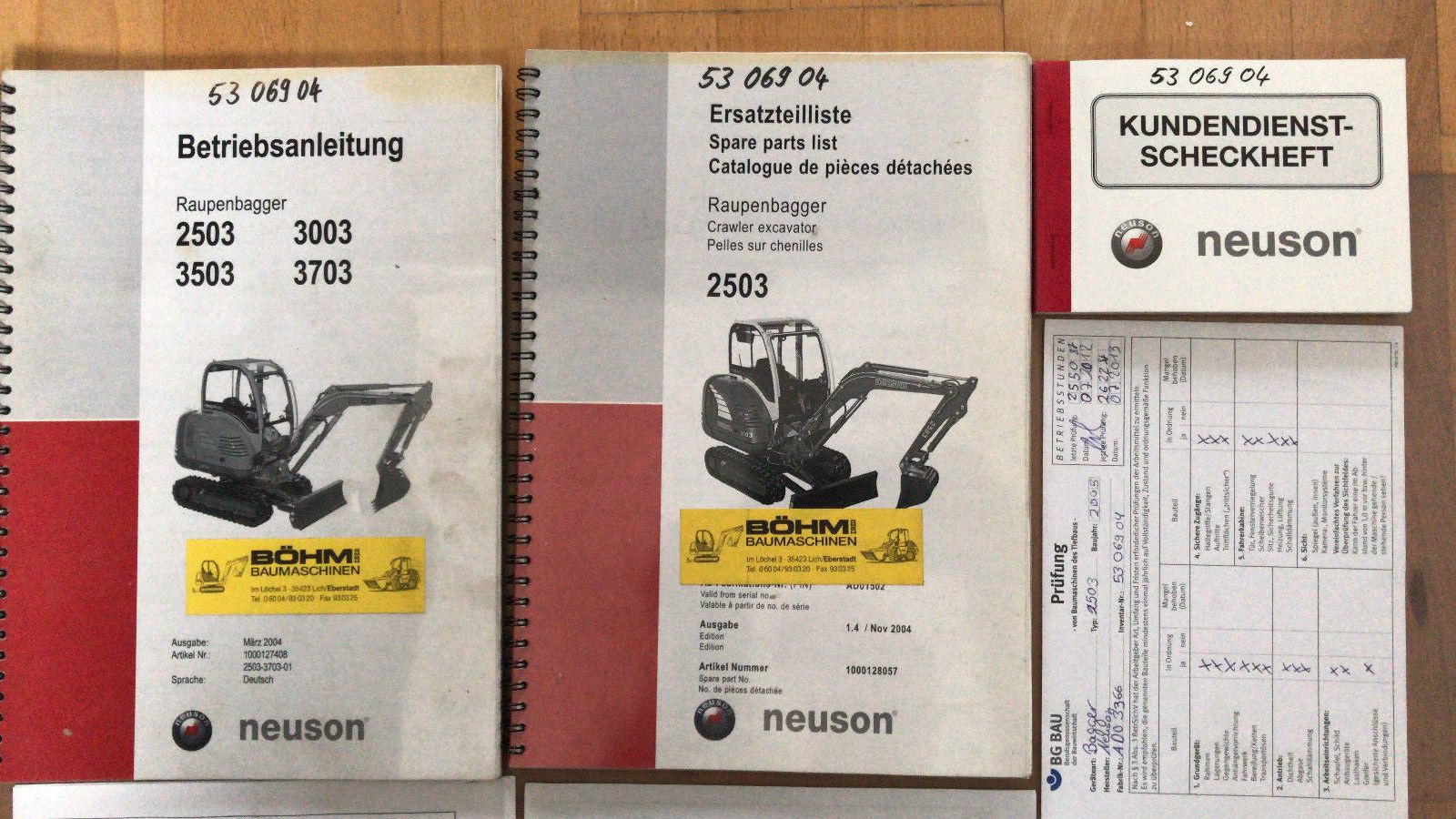 Neuson Minibagger 2503 mit Kabine und neuem Tandemtieflader mit Rampe 3,5 t PKW