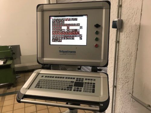 Universalschneide Maschine, Blechbearbeitungsmaschine, Schwartmanns Isolierer