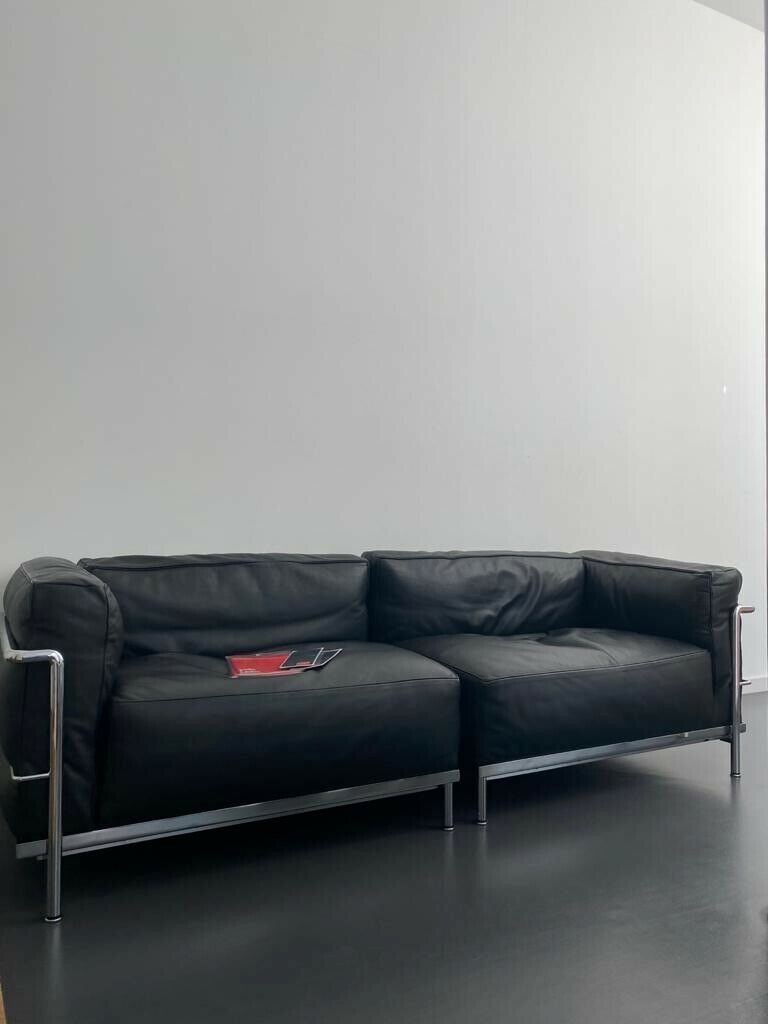 2 Original CASSINA LC3 Méridienne Le Corbusier Links und Rechts