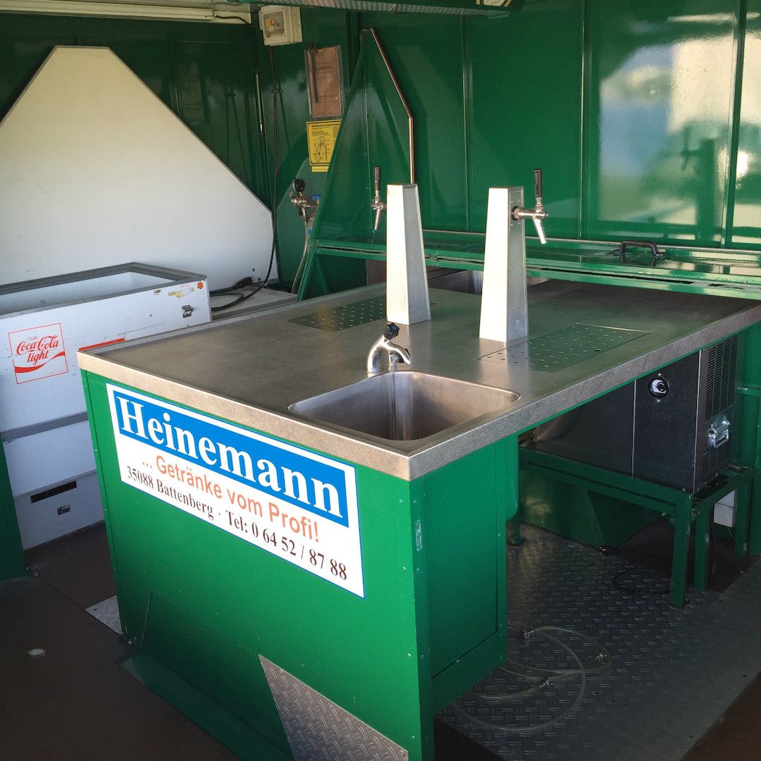 Ausschankwagen Bierwagen Verkaufsanhänger Bieranhänger Brauereiwagen Ausschankwagen Bierwagen Verkaufsanhänger Bieranhänger Brauereiwagen