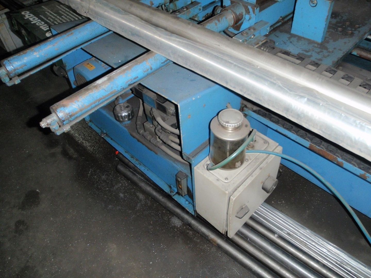 Bandsägeautomat MEBA 320 DGA CNC