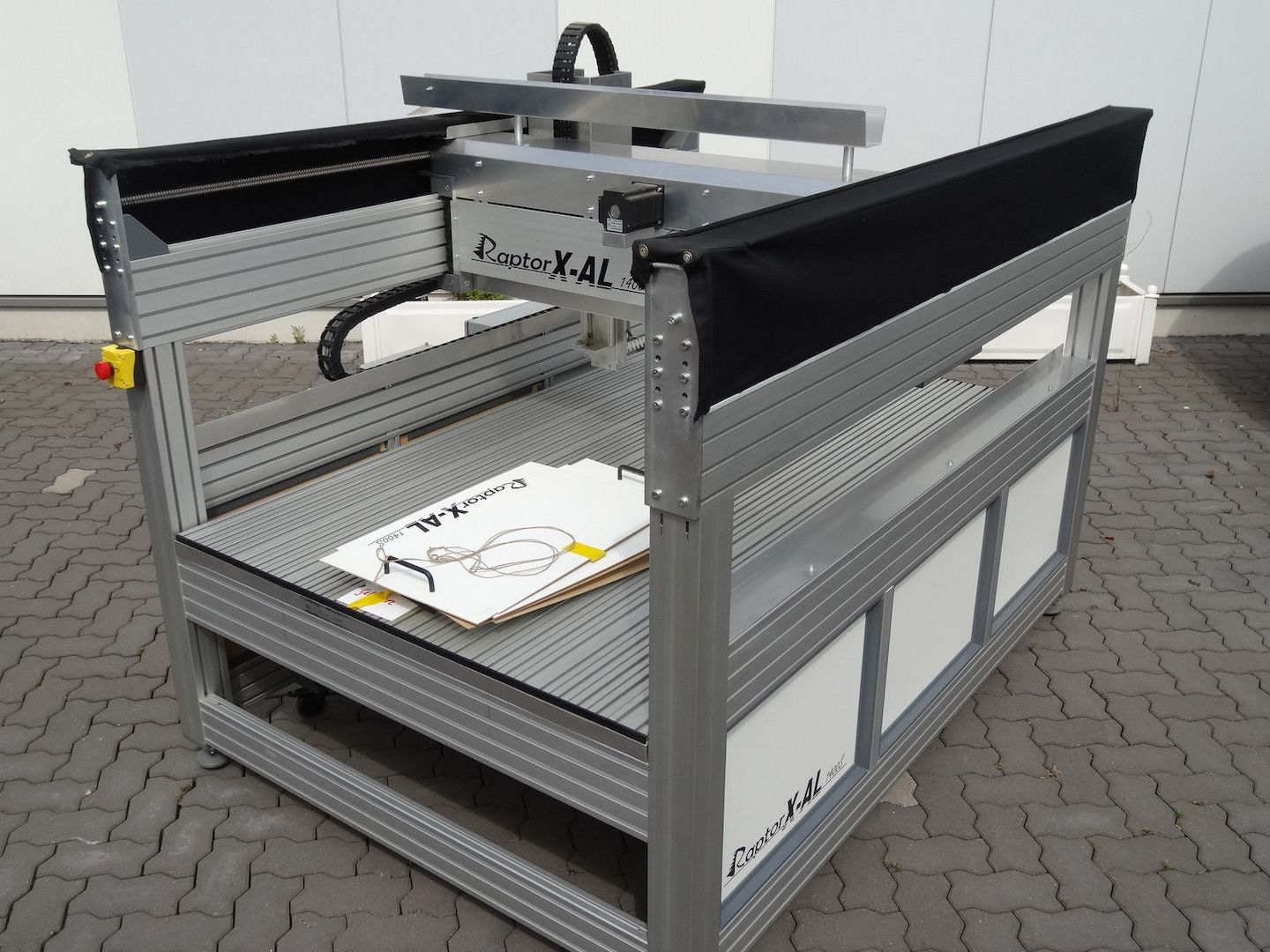 CNC Fräse Fräsmaschine zum Gravieren Fräsen Portalfräse, kein Bausatz, Stepper