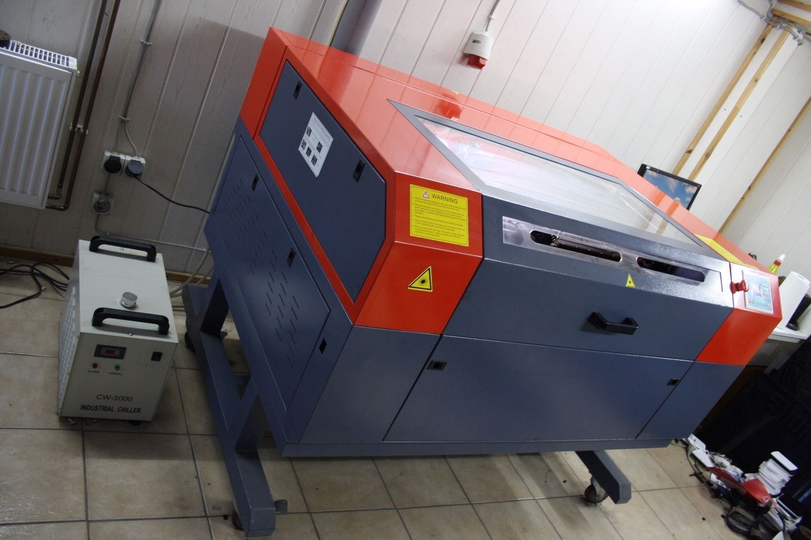 Co2 Laser 80W Laserschneiden Lasergravur Rundgravureinrichtung inkl. PC