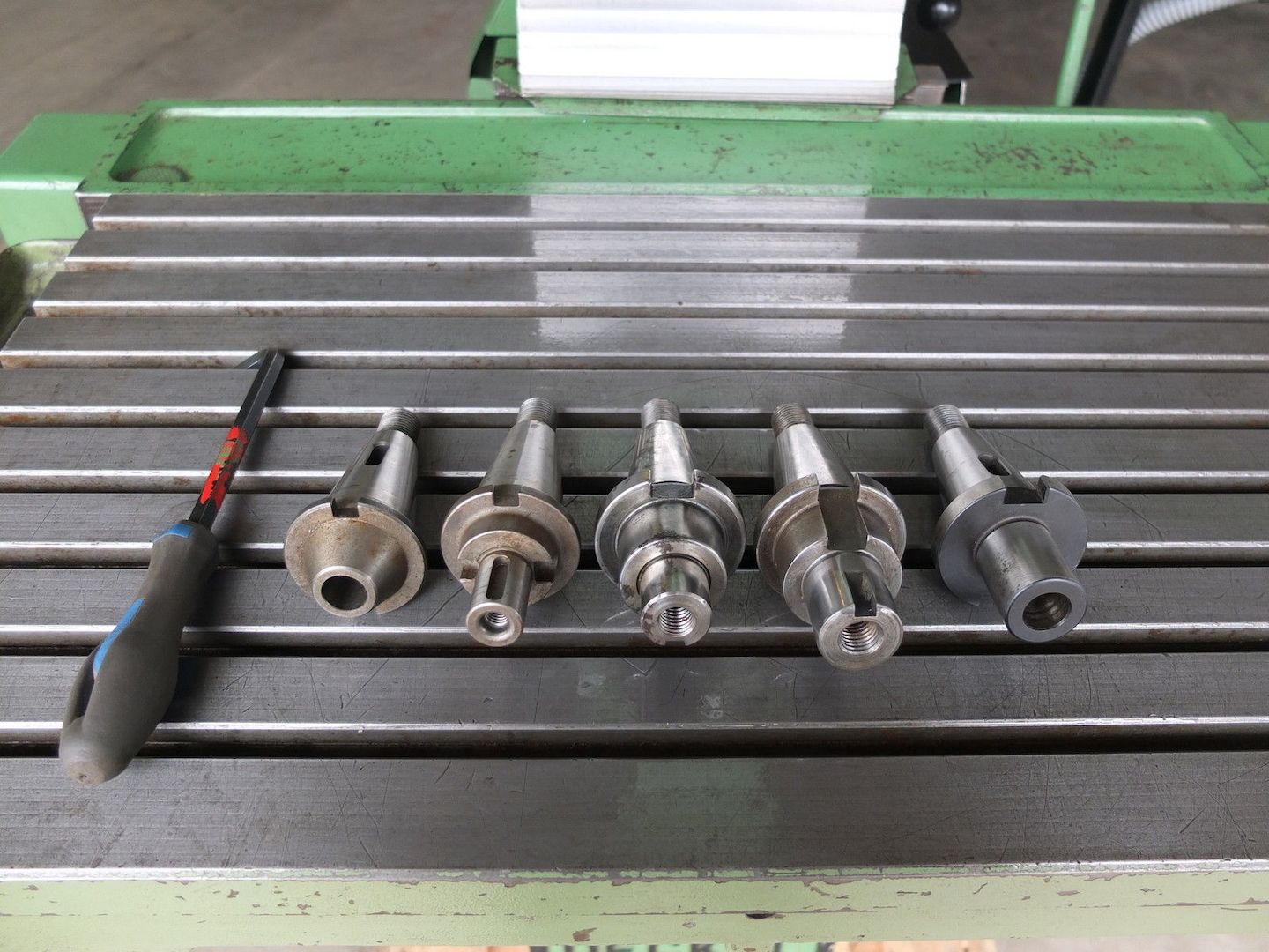 Deckel FP 2 Fräsmaschine, Universalfräsmaschine, Bohrmaschine, Werkzeugfräsmasch