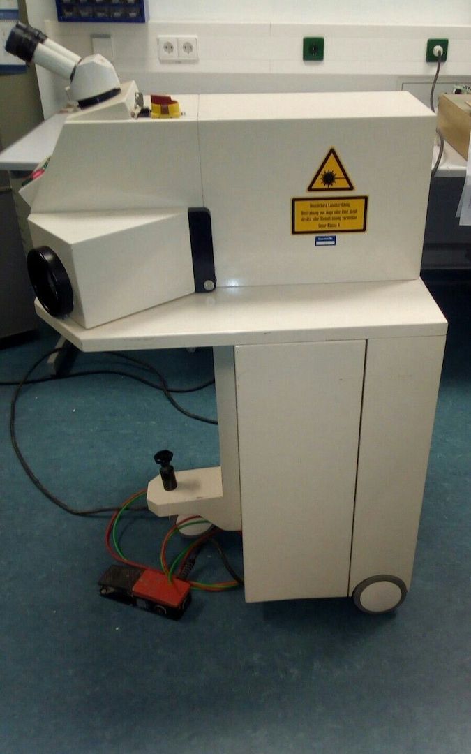 DENTAURUM Laser  Laserschweißgerät  Dental-Laser DL 2000 Goldschmied Laser