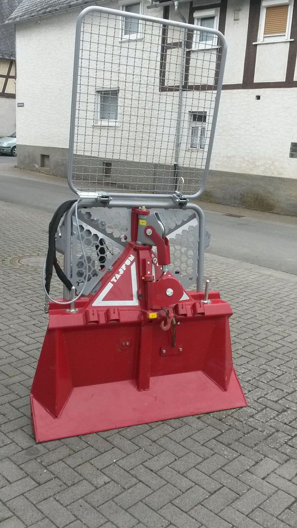 Forstseilwinde, Seilwinde Tajfun EGV 45 AHK hydraulischer Antrieb