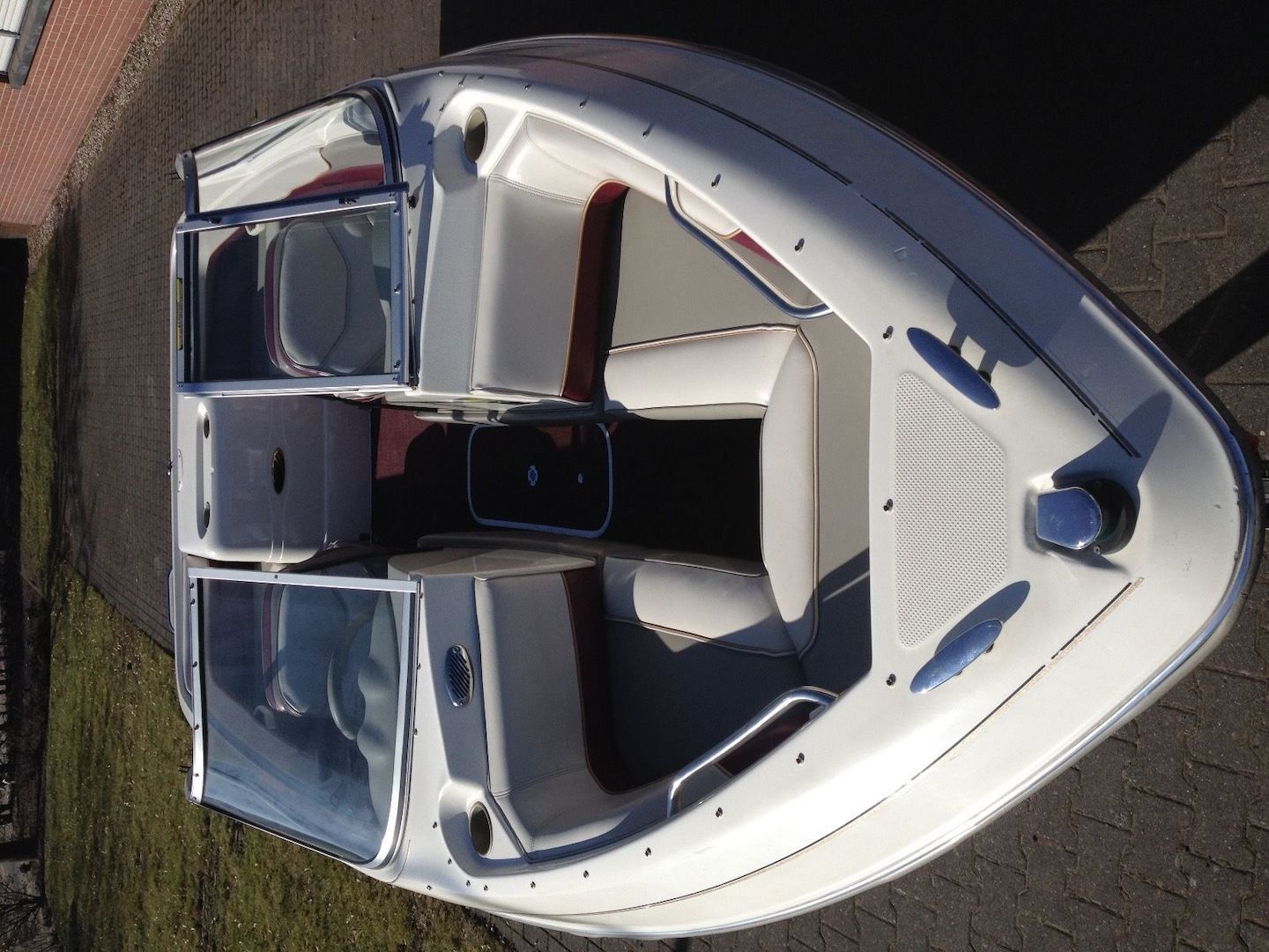 Maxum 1700sr (Bayliner)