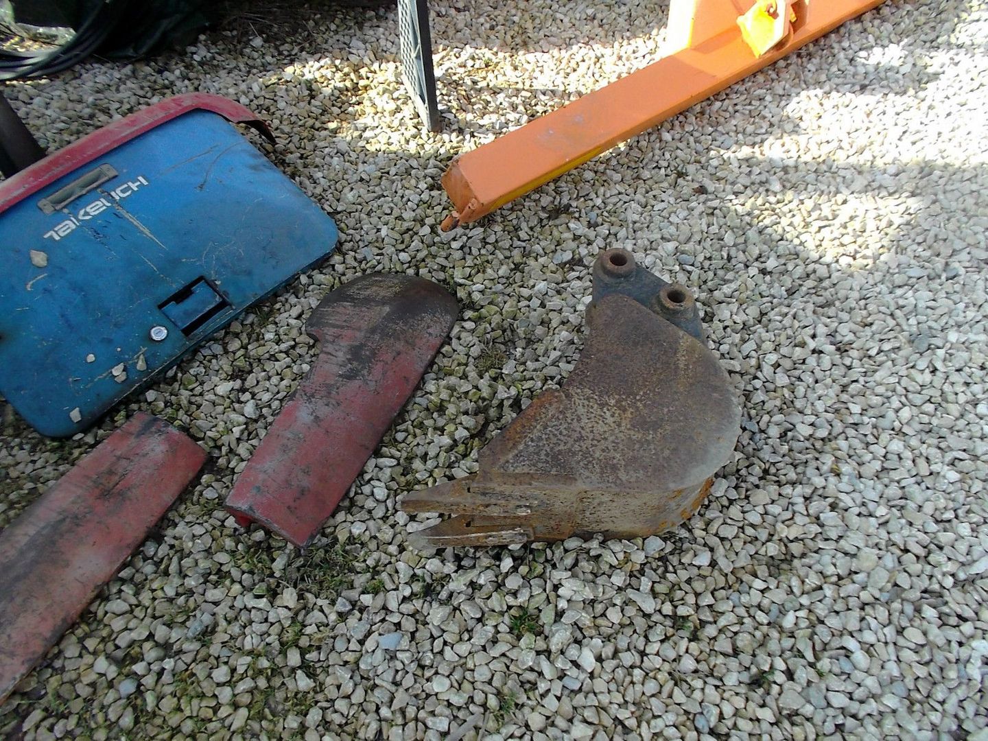 Minibagger - Takeuchi 1,6 To für Bastler