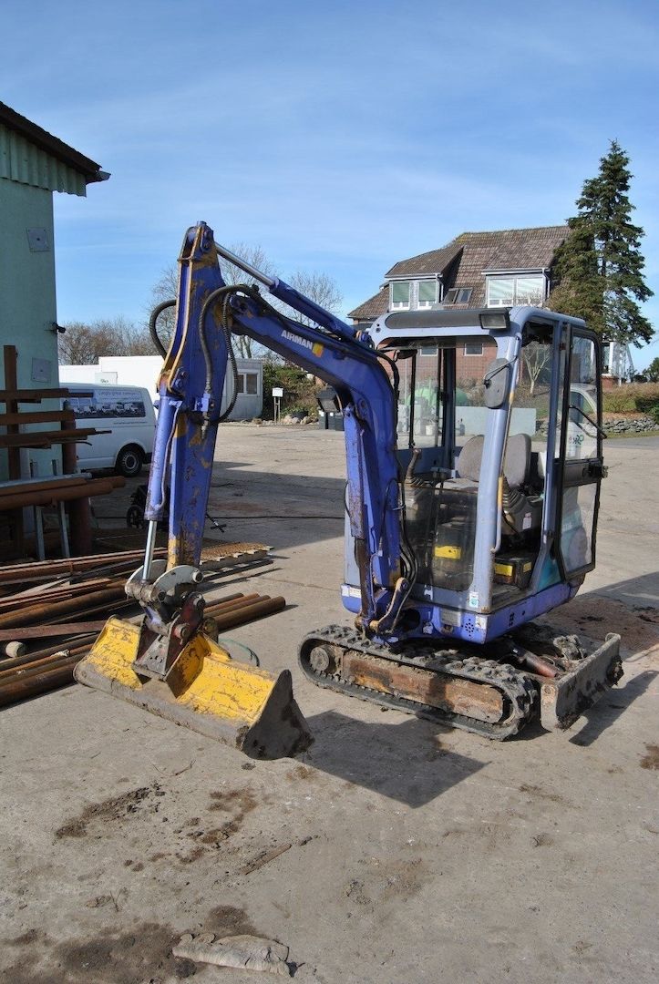 Minibagger AIRMAN AX 16-2N