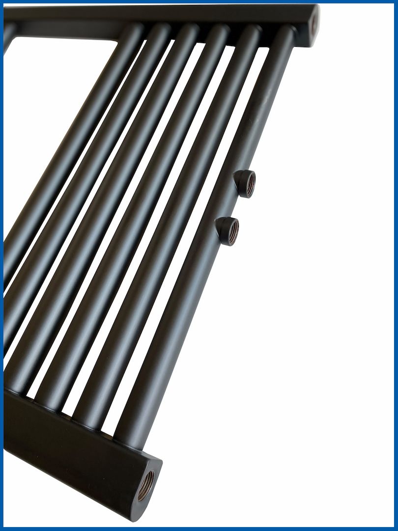 Badheizkörper SMYRNA Schwarz Matt B: 600 mm. H: 1200 mm.