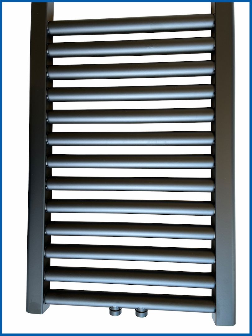 Badheizkörper SMYRNA Schwarz Matt B: 450 mm. H: 1500 mm.