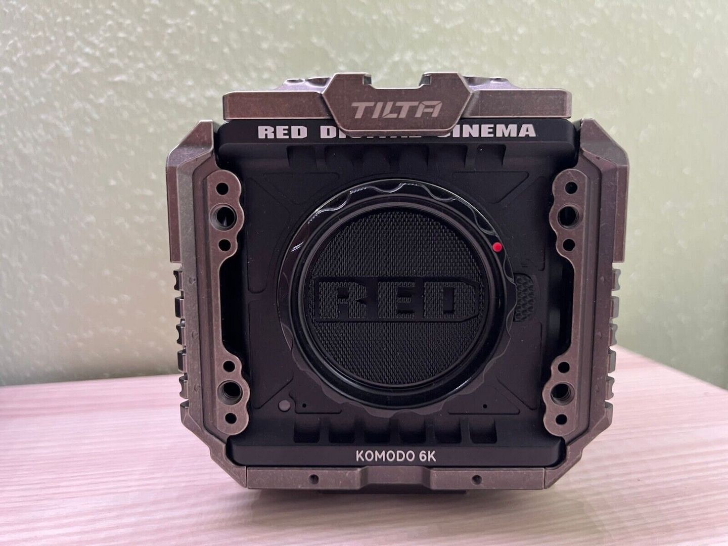 RED KOMODO 6K Set | wie neu (50h Laufzeit) Ready-to-Shoot