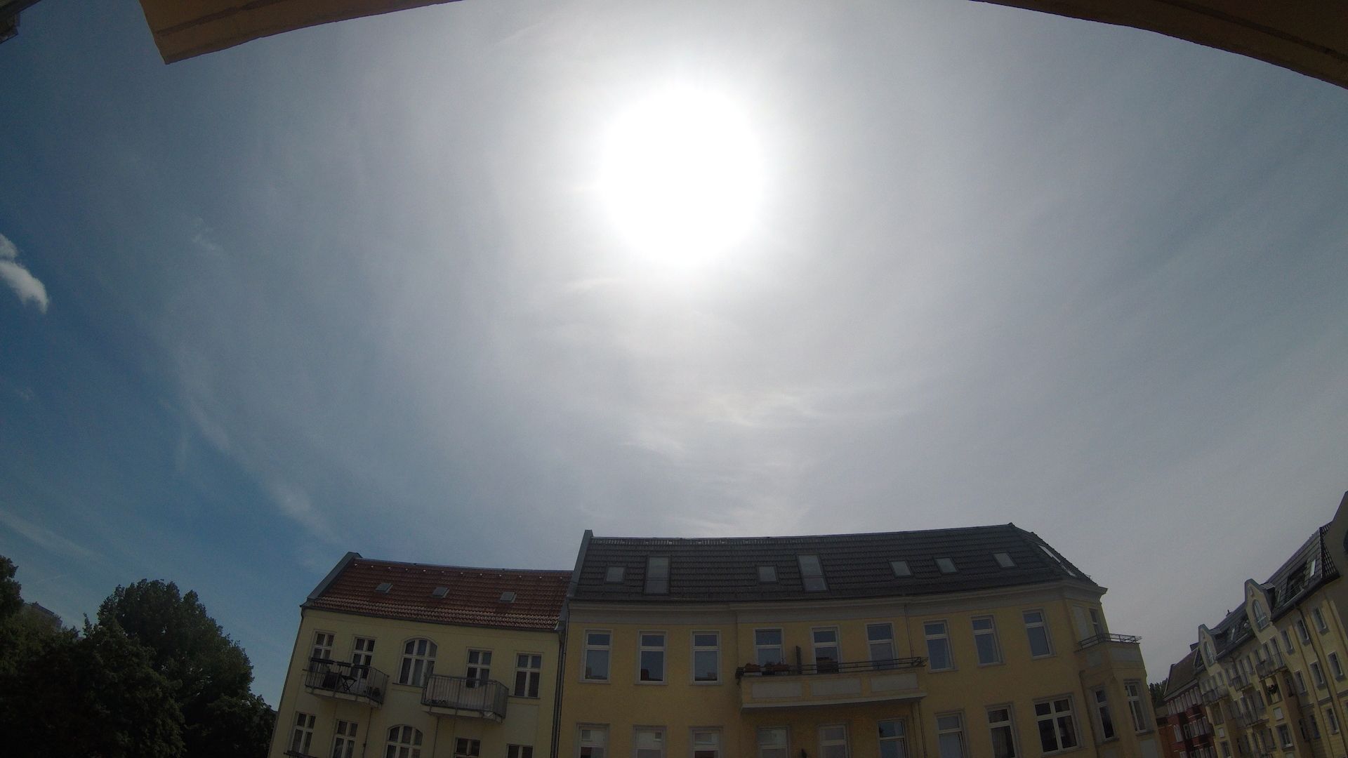 Mit Übernahme der Küche - Nähe U-S Bahn -Süd Balkon Mit Übernahme der Küche - Nähe U-S Bahn -Süd Balkon