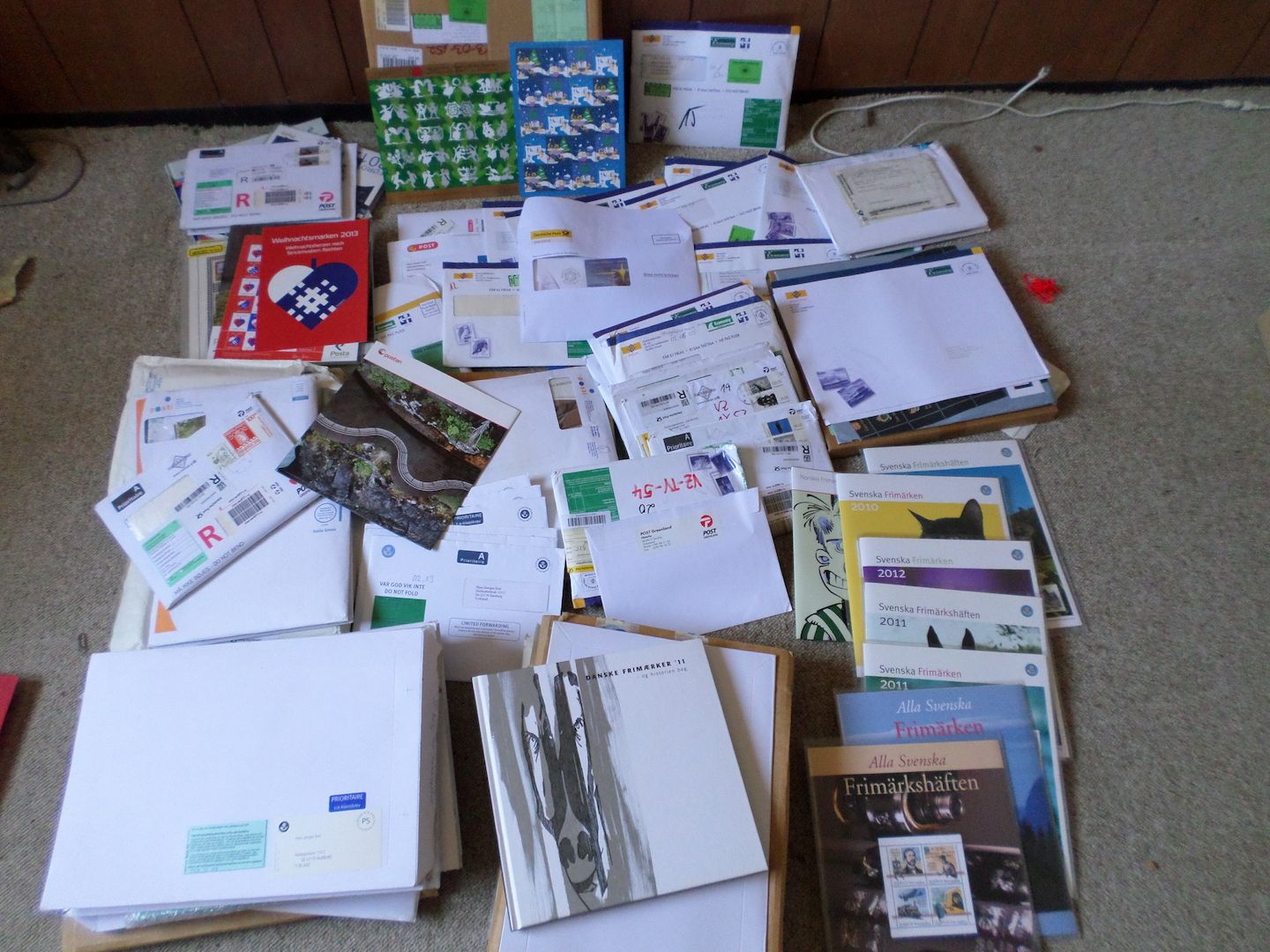 Etwa 20kg Briefmarken - Skandinavien - Abo´s - Sammlung