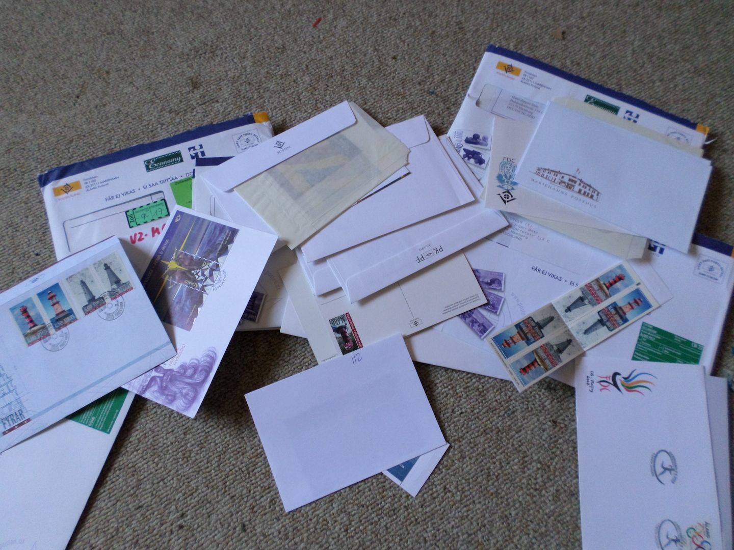 Etwa 20kg Briefmarken - Skandinavien - Abo´s - Sammlung