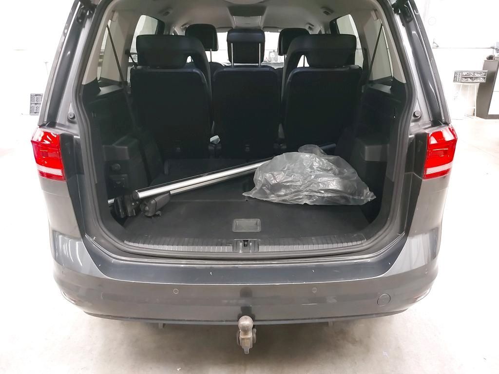 Volkswagen 2.0 TDI 150 DSG7 Karat VOLKSWAGEN Golf