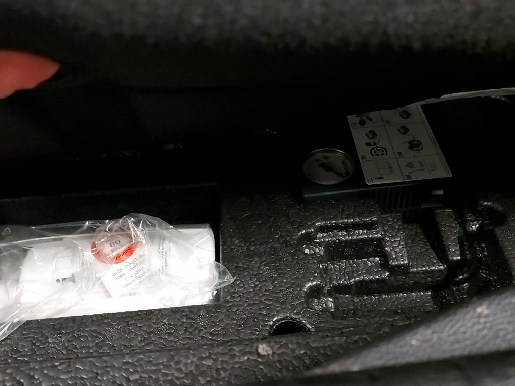 Volkswagen 2.0 TDI 150 DSG7 Karat VOLKSWAGEN Golf