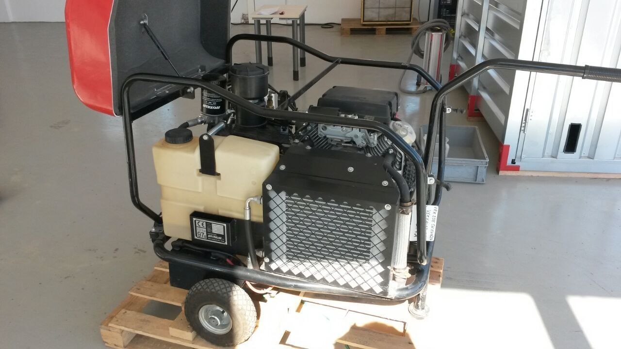 Mobiler Kompressor Honda VRK 208 Druckluft min. 1600lmin 8bar Mobiler Kompressor Honda VRK 208 Druckluft min. 1600lmin 8bar