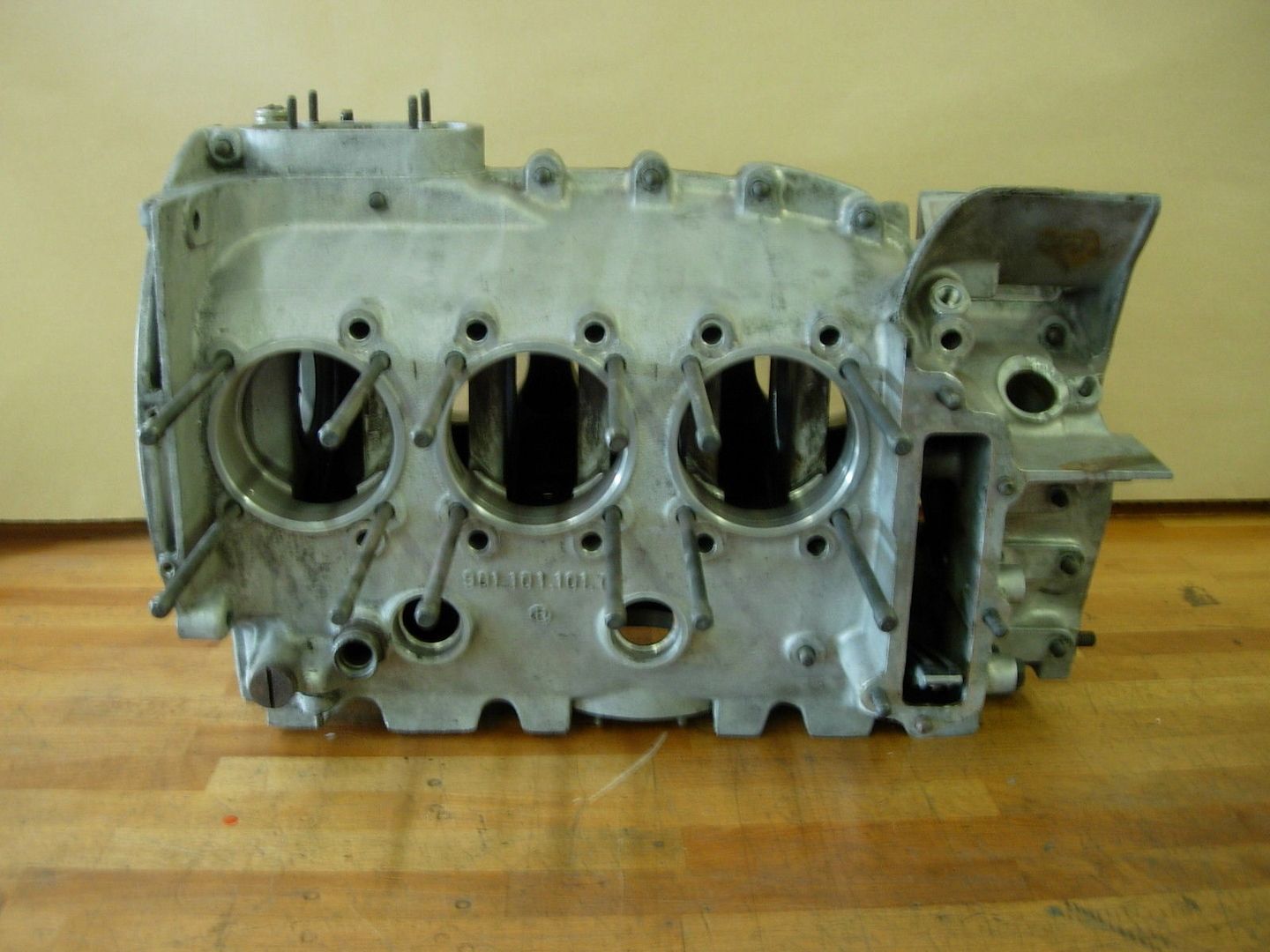 MOTOR GEHÄUSE MOTORBLOCK PORSCHE 911 L 2,0 1967 130 PS ENGINE CASE