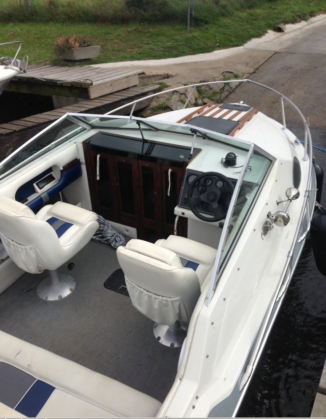 Motorboot, GFK, Conquest 1950 CC, ähnl. Bayliner, Sea Ray, Wellcraft