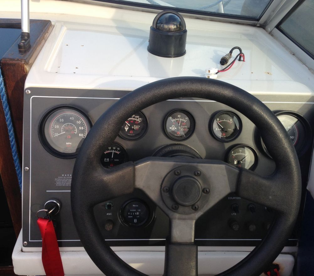 Motorboot, GFK, Conquest 1950 CC, ähnl. Bayliner, Sea Ray, Wellcraft