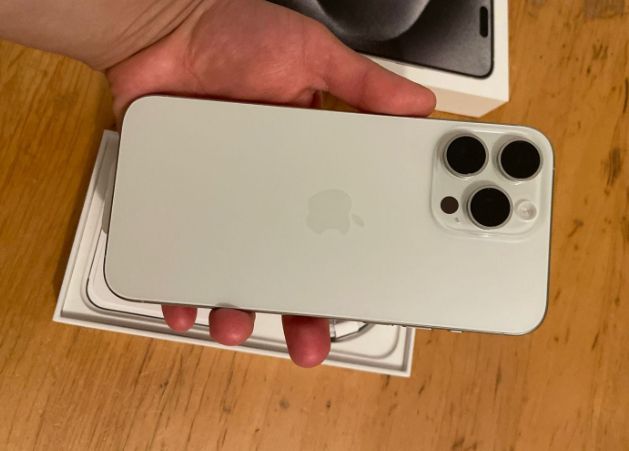 iPhone 15 pro Max 264 GB