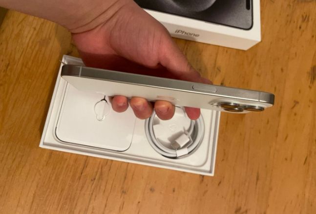 iPhone 15 pro Max 264 GB