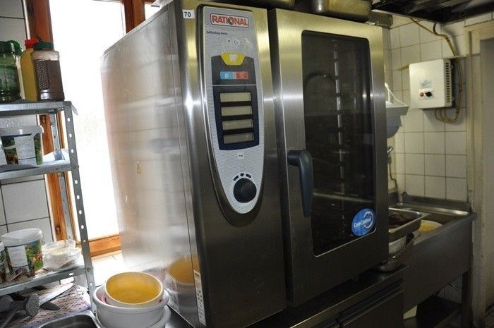 Aus Insolvenz Self-Cooking-Center Rational SCC101