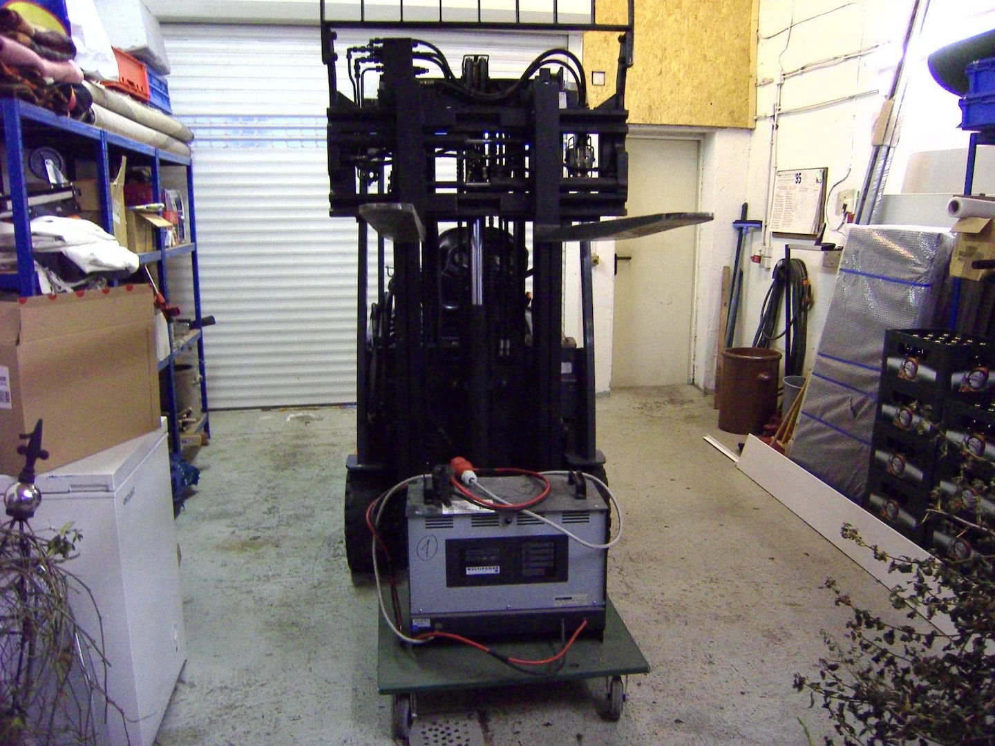 Toyota Stabler  Elektro 3 Radstabler Typ 7FBEF15 Bj 2003