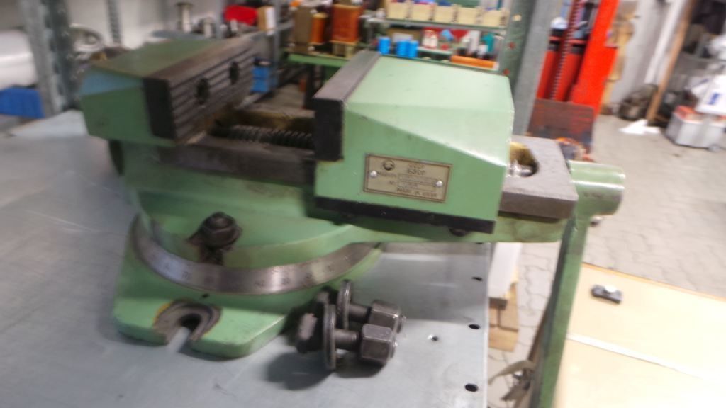 Universal Fräsmaschine MIKRON WF 1