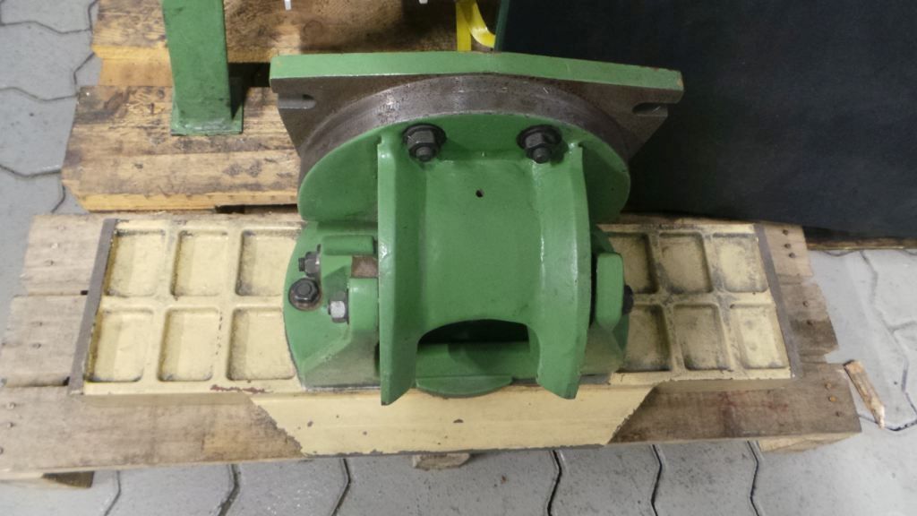 Universal Fräsmaschine MIKRON WF 1