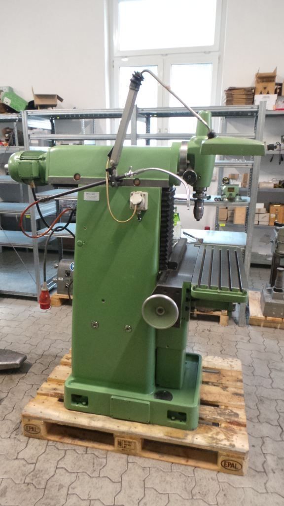Universal Fräsmaschine MIKRON WF 1