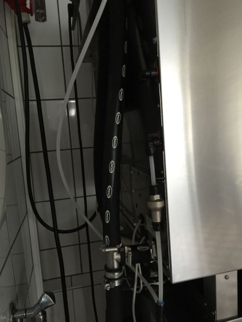 UNOX Doppel-Konvektomat mit Abzugshaube