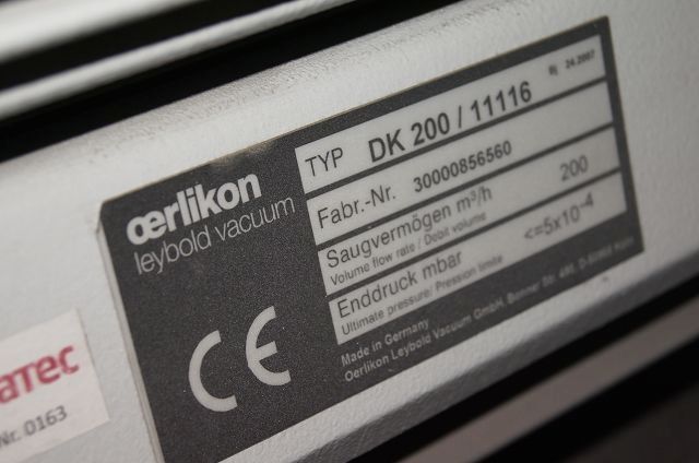 Vakuum-Pumpenstand, Hersteller OERLIKON Leybold , Typ DK200-11116